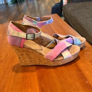 Toms Pink Tie-Dye Wedge Sandals